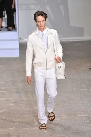 Look 10